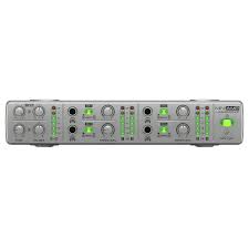 Behringer AMP800 Miniamp